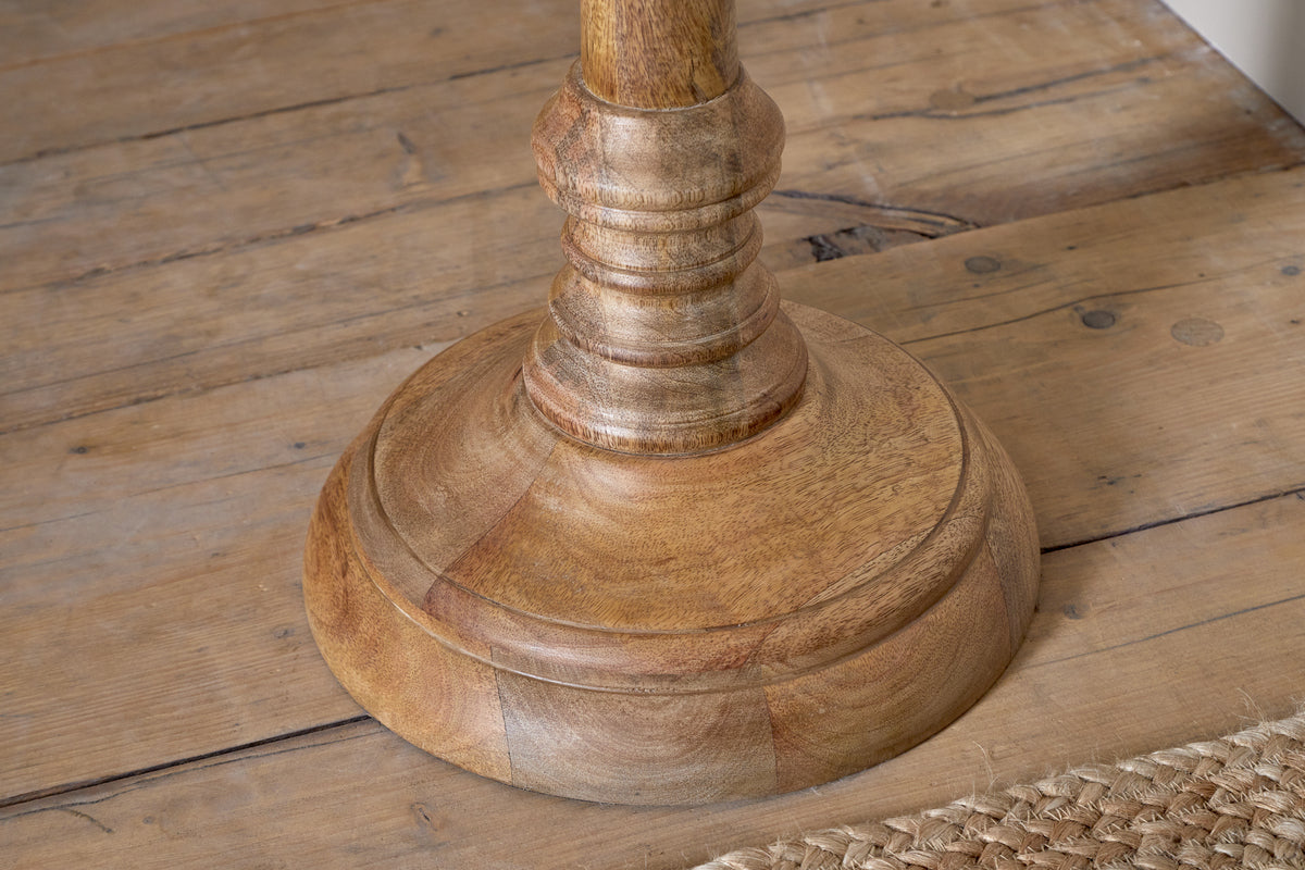 Lampadaire classique en bois Usha - Naturel