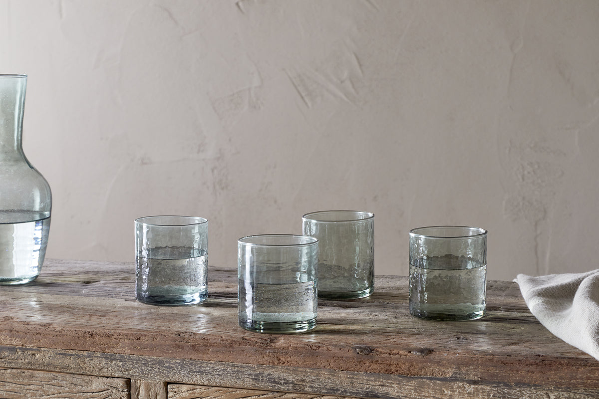 Verre martelé Yala – Vert sauge (lot de 4)