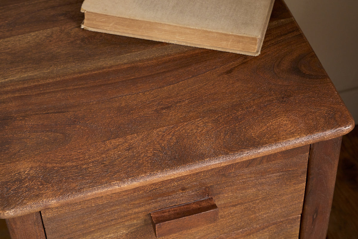 Table de chevet Anbu en acacia - Noyer lavé