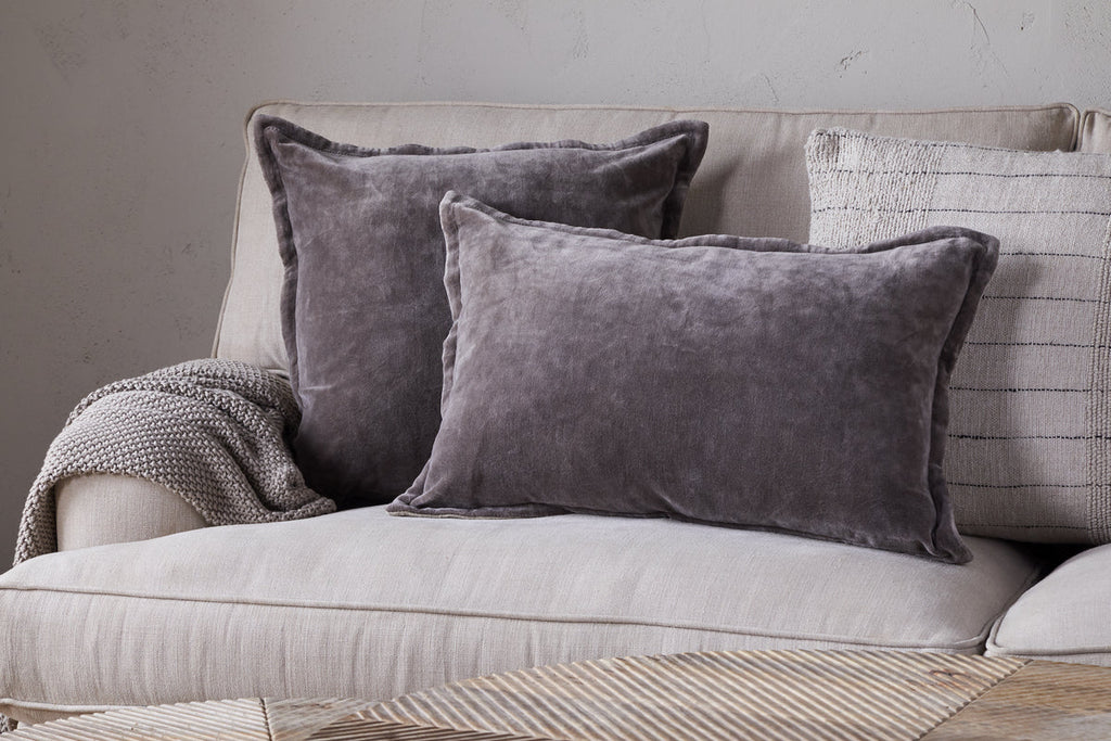 Housse de coussin en velours Dhara - Anthracite
