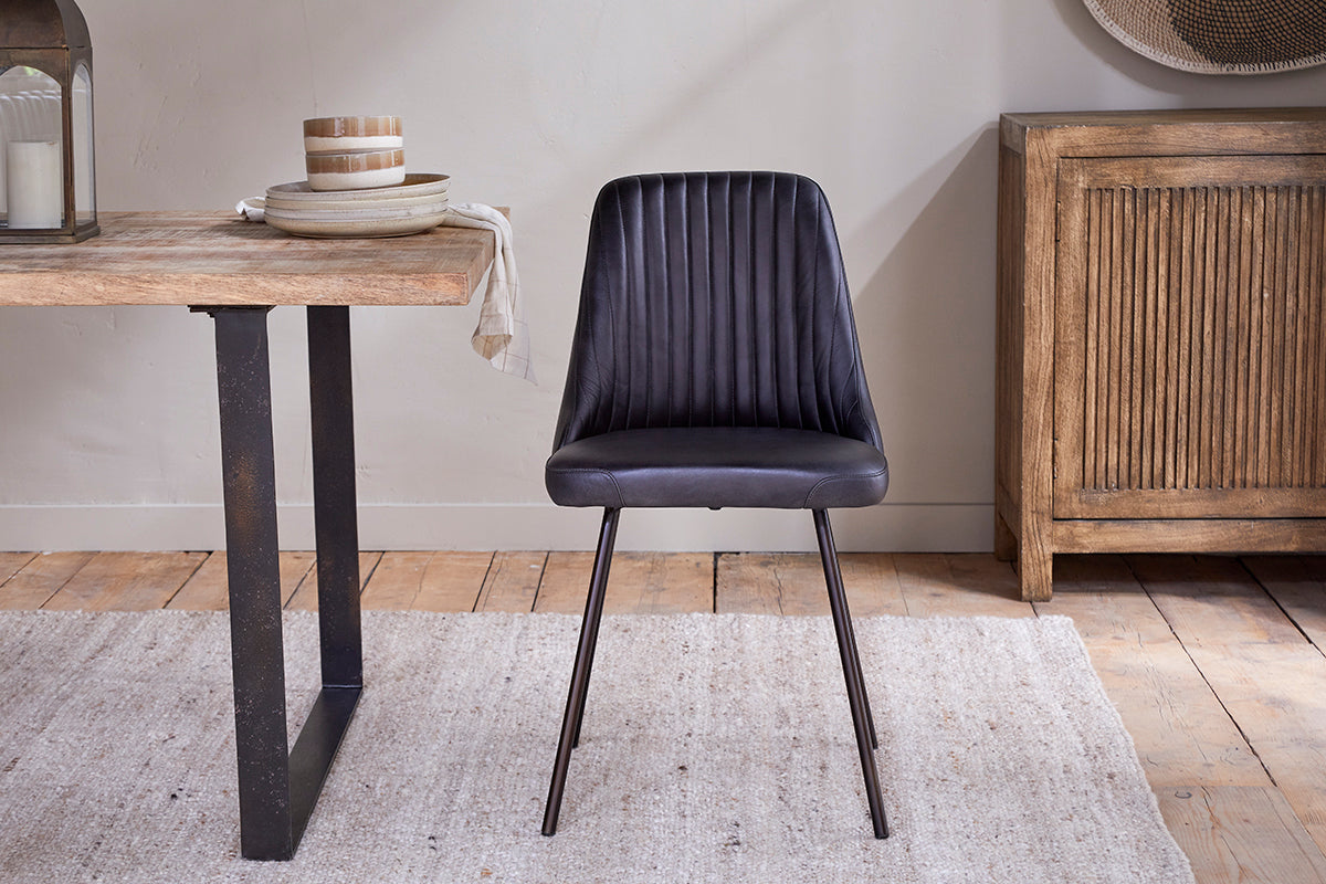 Chaise de salle à manger en cuir Harsha - Noir vieilli