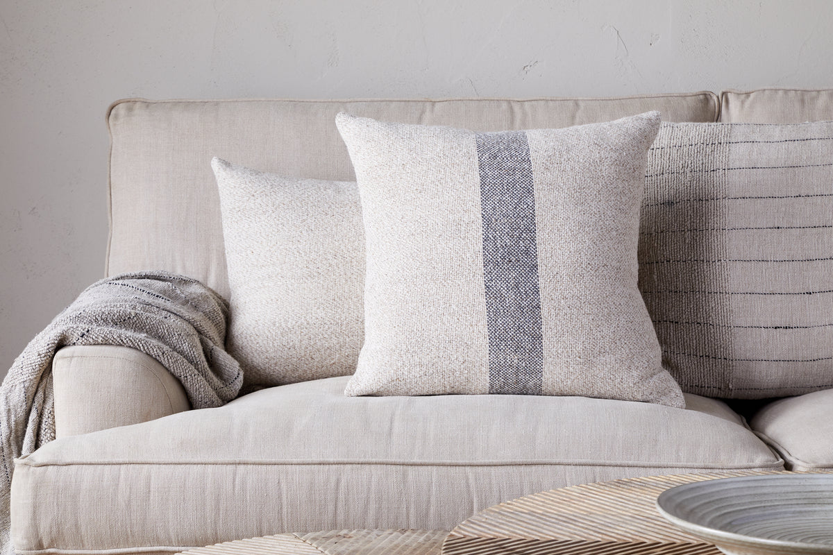 Housse de coussin Kallu en laine et coton - Naturel