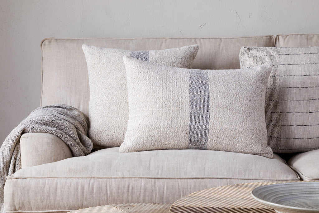 Housse de coussin Kallu en laine et coton - Naturel