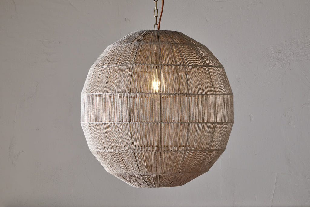 Pendentif sphérique en jute tissé Nilaveli - Naturel