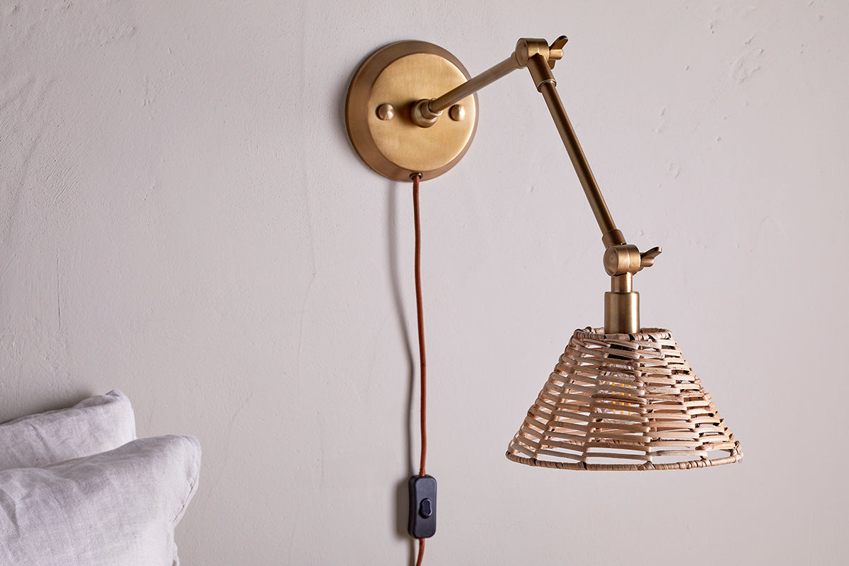 Applique murale en rotin Noko - Laiton naturel et antique