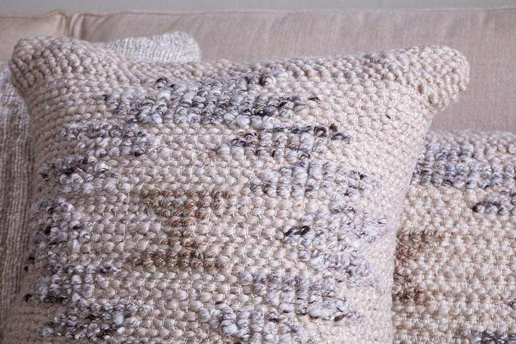 Housse de coussin Tendai en coton et laine - Naturel