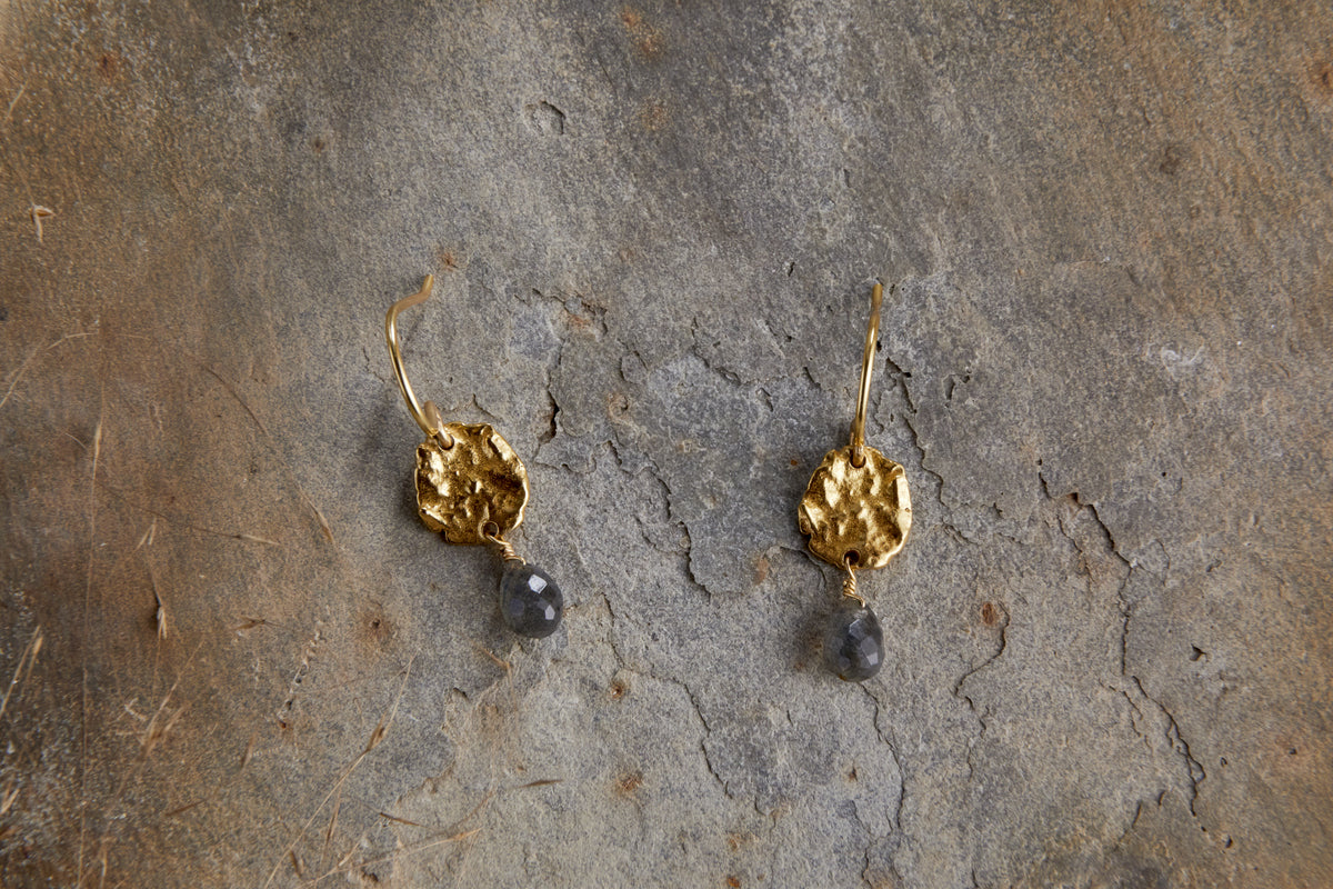 Boucles d'oreilles Veera en labradorite - Or