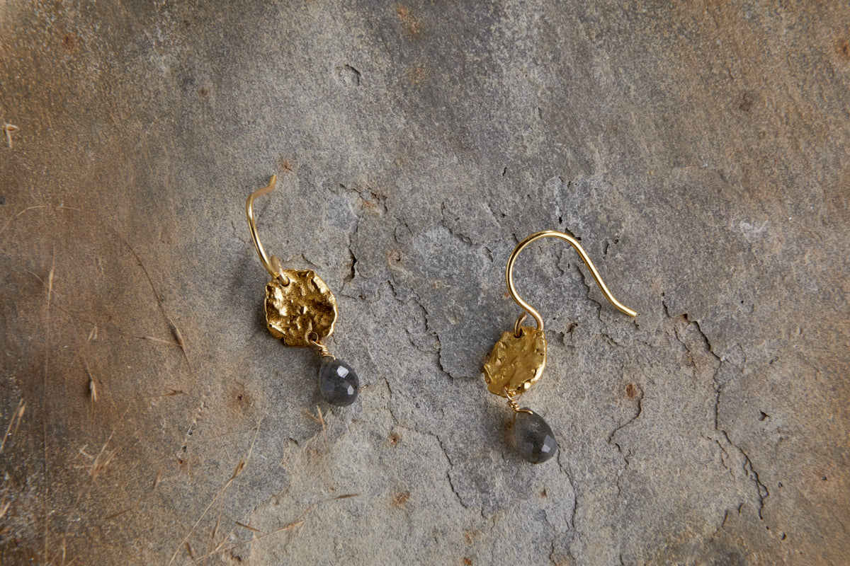 Boucles d'oreilles Veera en labradorite - Or