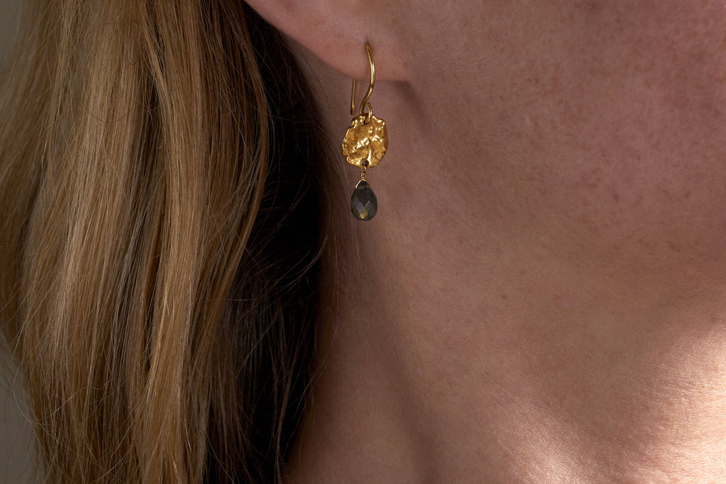 Boucles d'oreilles Veera en labradorite - Or