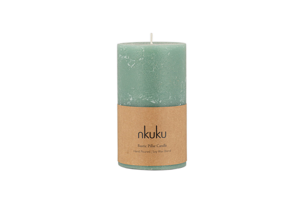 Bougie pilier rustique au soja – Vert sauge – Petite