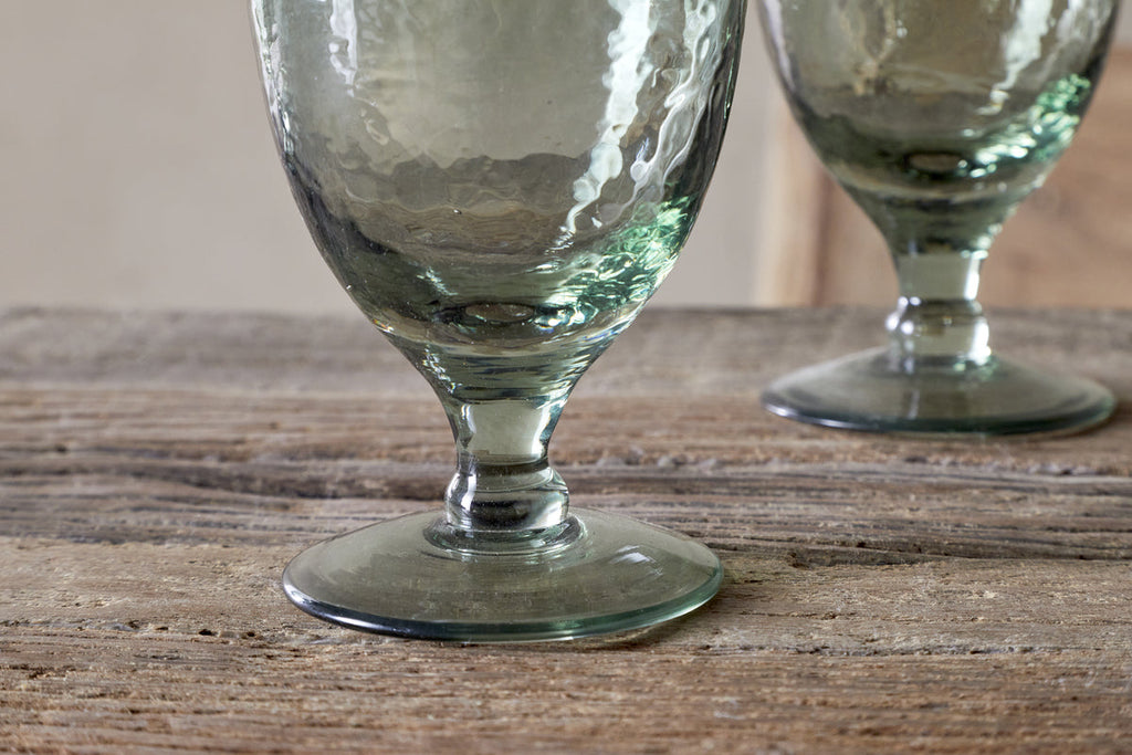 Verre à vin martelé Yala – Vert sauge (lot de 4)